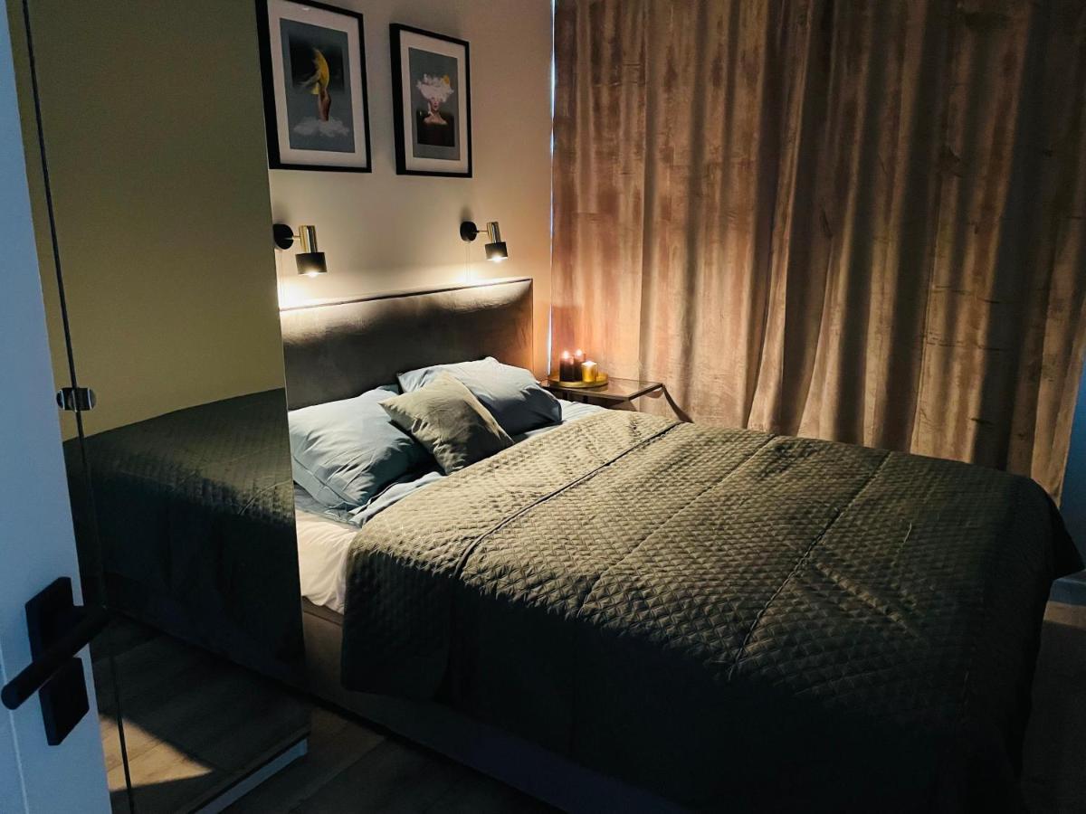 Uroczy Apartament 38 m2 Tychy, Śląskie Ogrody Zewnętrze zdjęcie